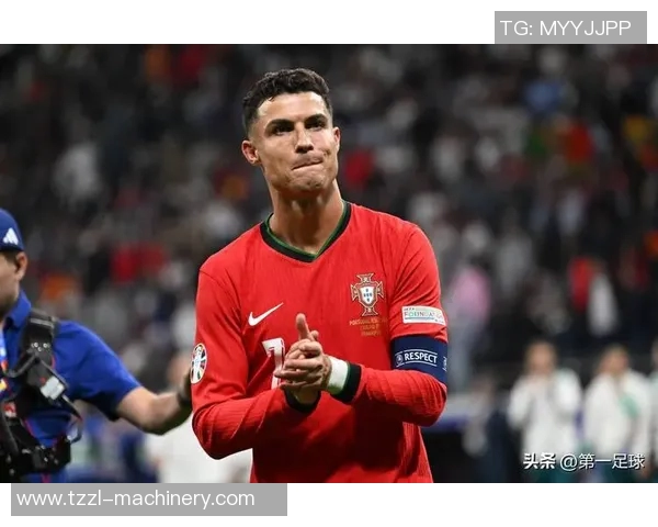 26号球星足球传奇故事全面解读辉煌与荣耀 26号球星足球传奇故事全面解读辉煌与荣耀